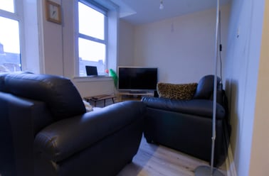 Helmsley Road, Jesmond Vale, Newcastle - Image 2